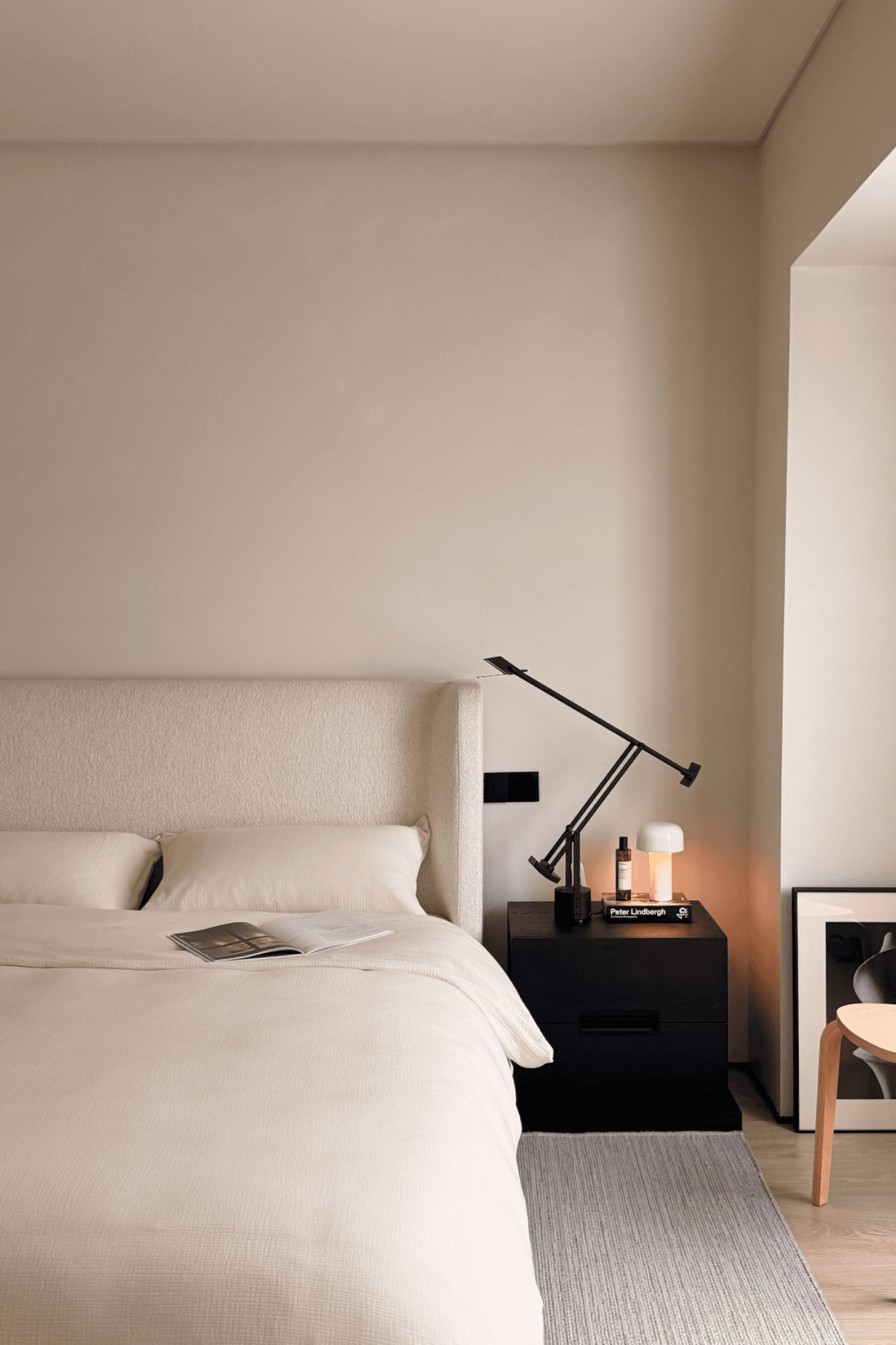 Marine Drive interior detail 6